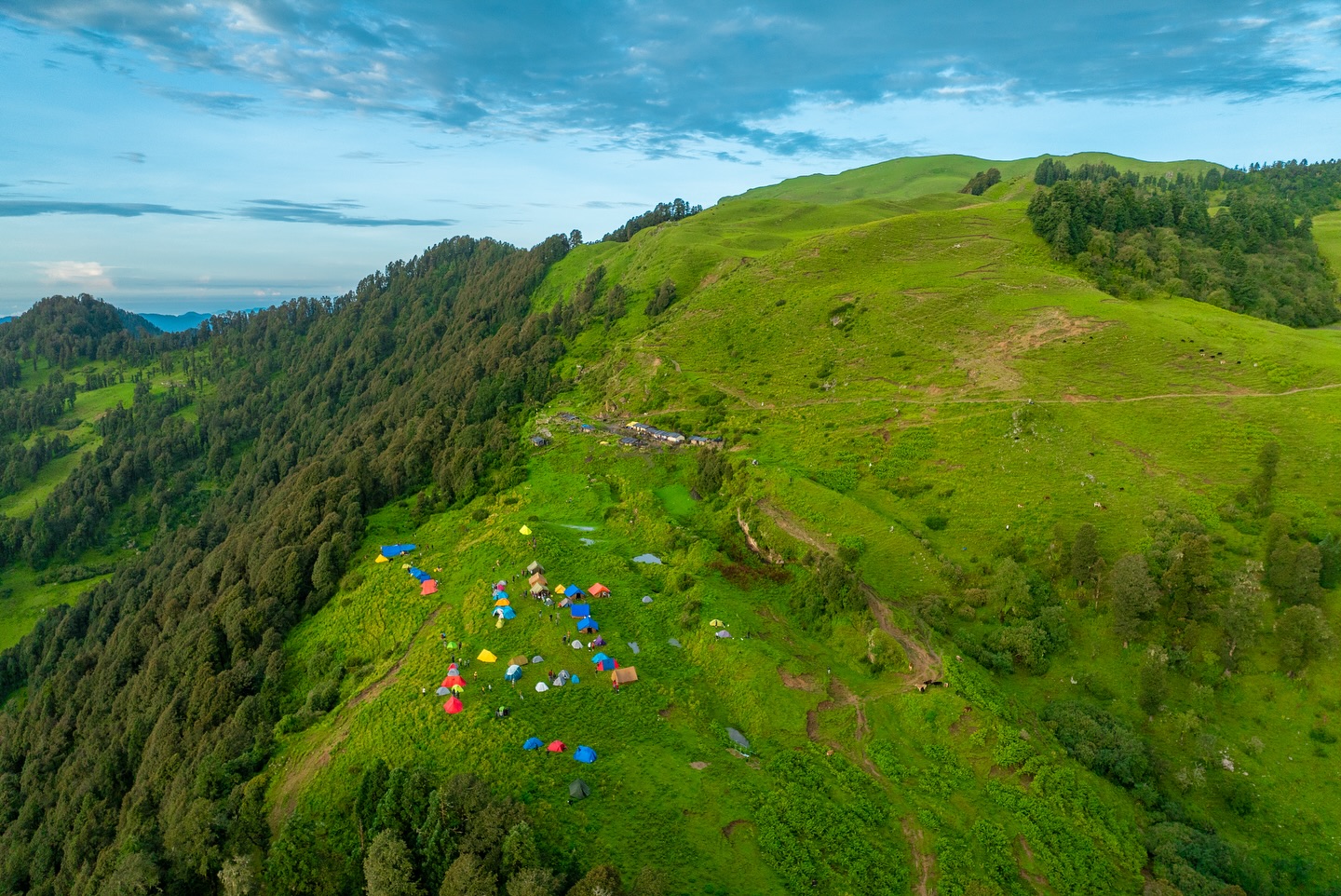 Dayara Bugyal Trek